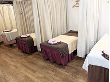 ハニークール/店内