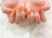 クアトログランシュ 青葉台(QUATRO×GranCieux)/オレンジ×グラデーションネイル
