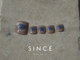 7月 foot monthly design