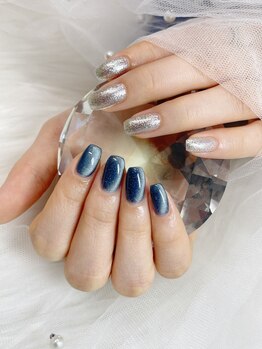 アイ(AI)の写真/《カラーバリエーションは1000色以上/マグネットは300色以上》ご用意★あなたのお気に入りのネイルが叶う♪