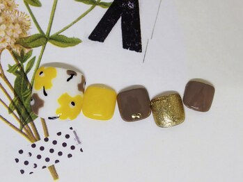 ネイルライフ(NailLife)/マリメッコフラワーネイル