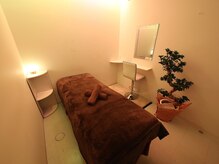 アイプロ/【３】施術ルームへ移動