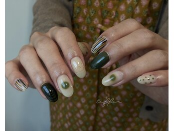 ネイルサロン ティフィン(tiffin)/～シックなグリーン＾＾～