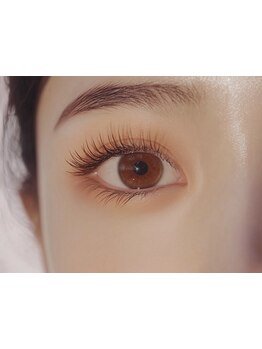 ボリュームのある目元にしたい