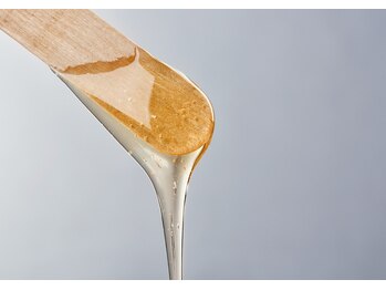 モカラ(MOKARA)/WAXで余分な毛を除去