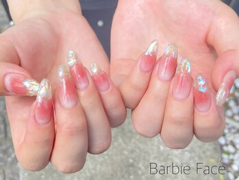 バービーフェイス 恵比寿(Barbie Face)/うるうるチークネイル