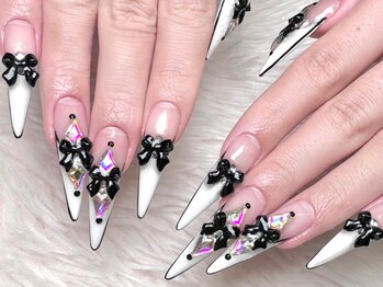 リッツネイル(RitsNail)の写真/流行に敏感なオシャレ女子に♪高技術を持つ実力派ネイリストが施術するので、初めての方にもおすすめです◎