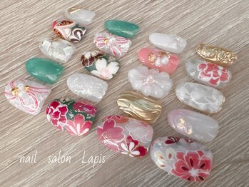 ラピス 自由が丘(Lapis)の写真/持ち込みOK◎上品アート好き必見！冬のイベントや成人式を彩る和柄も！マグネットネイルも取り入れ華やかに