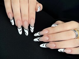 アートフレンチネイル