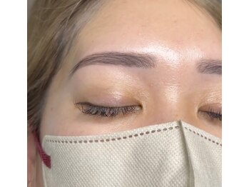 シャトン(Chaton)の写真/骨格に合わせた似合わせ眉で、自然なのに垢抜けた印象へ。左右差も整い美しい仕上がりに♪