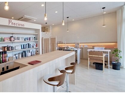 プレシャス(Precious)の写真