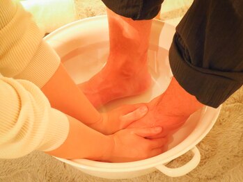 衣慈(いちか)/4.フットスクラブケア(足浴)