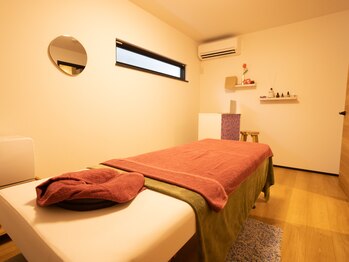 リラクゼーショントゥエンティーセブン 港北新羽(Relaxation 27)