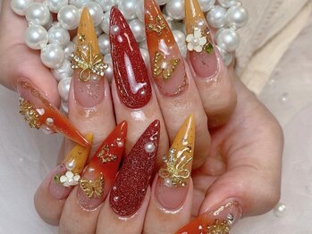 ジュナ 渋谷店(JUNA)の写真/爪の形が気になる方必見!!デザインネイルを楽しみながら理想のフォルムへ★