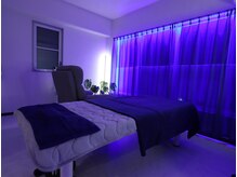 ディープブルー(Deep Blue)/落ち着ける内観