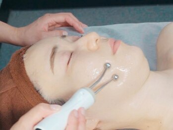 アットウィル 志木店(at will)の写真/志木でたるみを改善したい方必見！EMS/光フェイシャル/3D小顔マッサージなど、小顔たるみ改善MENUが豊富♪