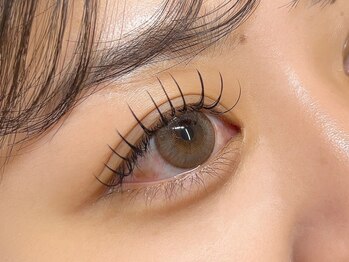 ノイン バイ ラベスト(noin by lovest)の写真/モチの良さが人気のLEDエクステで自まつげの負担を軽減しながらボリュームUP！理想の目元を実現☆