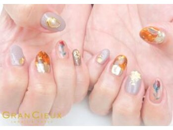 クアトログランシュ 青葉台(QUATRO×GranCieux)/ヴィンテージ風ネイル