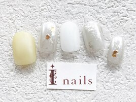 マットホワイトミラー￥8200