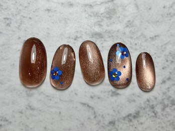 ネイルブレイク リリア(Nail Break lilia)/【初回オフ無料】マグネット花