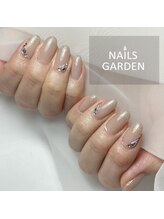 ネイルズガーデン(NAILS GARDEN)/ビジューシンプルネイル