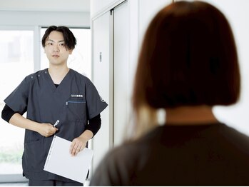 エスリー整骨院(SSS整骨院)/丁寧な動作確認をしていきます♪