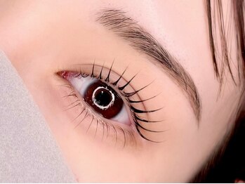 シル 豊中(Cil)の写真/【美容室併設*似合わせ×高技術】まつげのお悩みを丁寧にヒアリング♪パリジェンヌorまつ毛パーマ上下¥9000