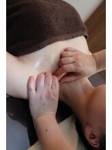 【肩こり・腰痛改善】深層筋整体　深もみサロン柚花/整体師だからこそのハンドオイル