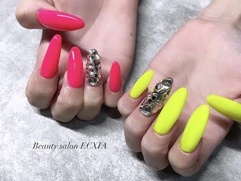 エクシア(ECXIA)/持ち込み2本アート