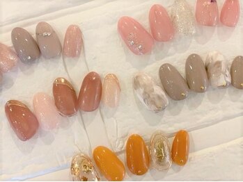 ミーレ(Miele)の写真/上品な指先を演出♪派手なネイルができない方やOLさんにも◎シンプルで洗練された大人可愛いデザインに！