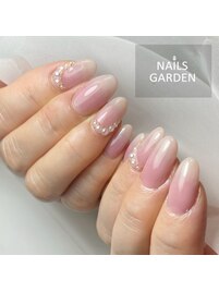 花びらネイル