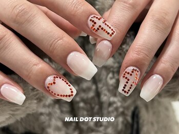 ネイルドットスタジオ 堺筋本町(NAIL DOT STUDIO)/キラキラストーンアート