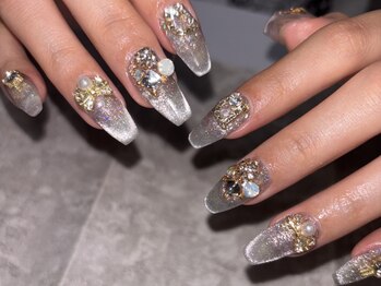 スターリー ラッシュ(Starry Lash)の写真/パッと目を惹く大人上品さを演出♪豊富なカラ-・ア-トであなただけのネイルを堪能☆今年もネイルを楽しく◎