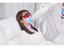 ホワイトニングラビット 北谷店(Whitening Rabbit)/STEP5 スタッフが必ず照射します