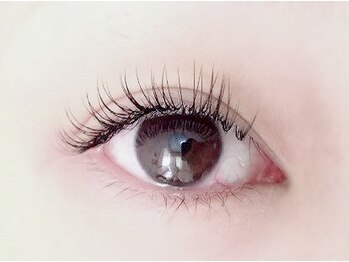 アンベリイルラッシュ(Embellir Lash)/自まつ毛もしっかり上げたい♪