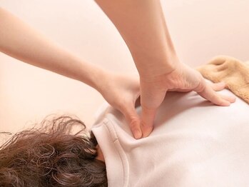 エンビ(縁美)の写真/【全身もみほぐし+足浴付き★】デスクワーク・家事・育児でお疲れの方、慢性的な首・肩コリでお悩みの方に!