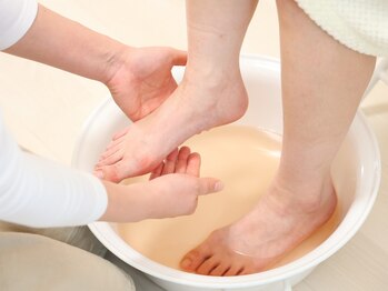 こやね(Koyane)の写真/【茨木駅5分】オールハンドで全身を丁寧にケア。冷えや自律神経の乱れを改善し、身体の芯から温めます。