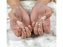 ぷっくりリボンネイル