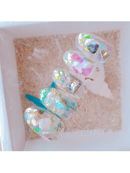 ペーナ(Pena)/キラキラシェルネイル
