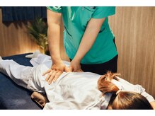 自由が丘マッサージ 千川店/施術風景6【千川駅/整体】