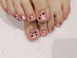 ハート柄ネイル