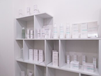 アモ(amo)/クリスティーナ正規取り扱い店