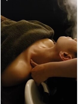 月のみち/デコルテまでしっかり