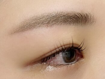 アース 津田沼店(EARTH Eye & Aesthetic)の写真/形を整えるアイブロウスタイリング♪毛流れを整えるブロウリフト♪お顔の印象を決める眉毛はプロにお任せ♪