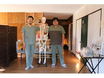 サロン ド リブラ(SALON DE REBRA)/