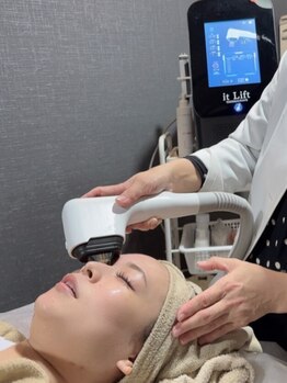 ホウレイ線・たるみ改善！予防ケア