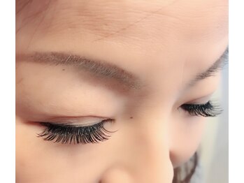 リリーナ アイラッシュサロン(Relyna)/ミンク＊１４０本