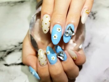 シュガーネイル(sugar nail)/ハートビジューネイル