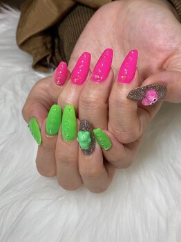 ヤムヤム(YUM YUM)/ピンク＆グリーン