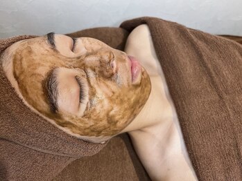 ザ リノビューティー 横浜店(THE Lino Beauty)の写真/【ハーブピーリング60分】肌荒れ・ニキビケア◎話題のエクソソーム配合で肌トラブルを徹底改善★